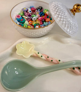 3 Big Scoops + 2 Lucky Items